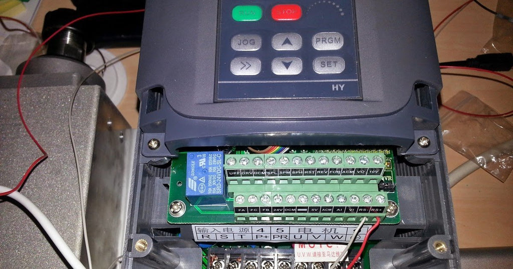 Comment câbler un Variateur VFD