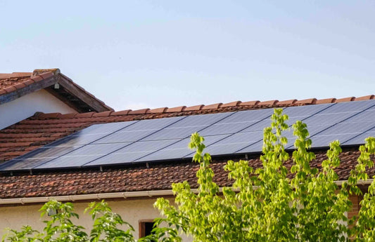 L’Énergie Solaire : Vraiment Économique ? Ce Qu’il Faut Savoir Avant de Se Lancer - NRJSOLAIRE